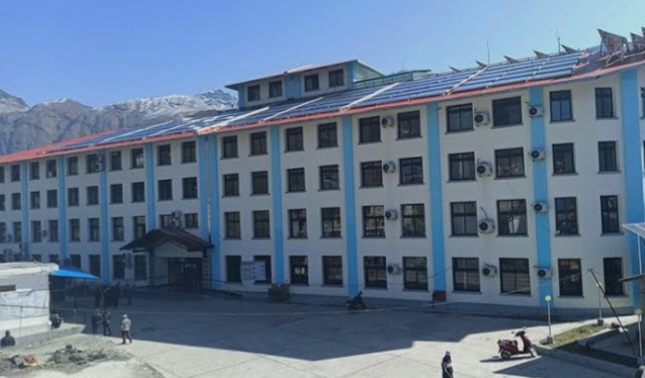 जुम्लामा डाक्टर अभावले दुई सातादेखि भिडियो एक्सरे सेवा बन्द